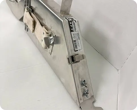 Kraft Drywall Taper with Wood & Web Right Handle